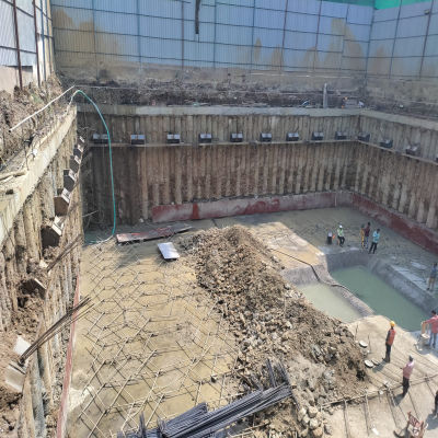 Piling Machine in Operation